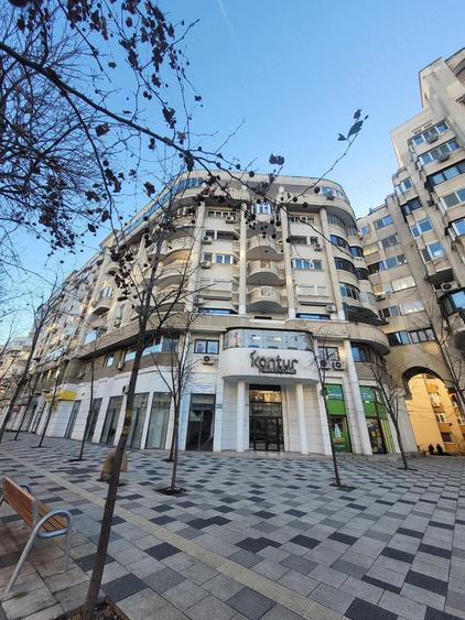 Apartament cu 3 camere decomandat în Decebal