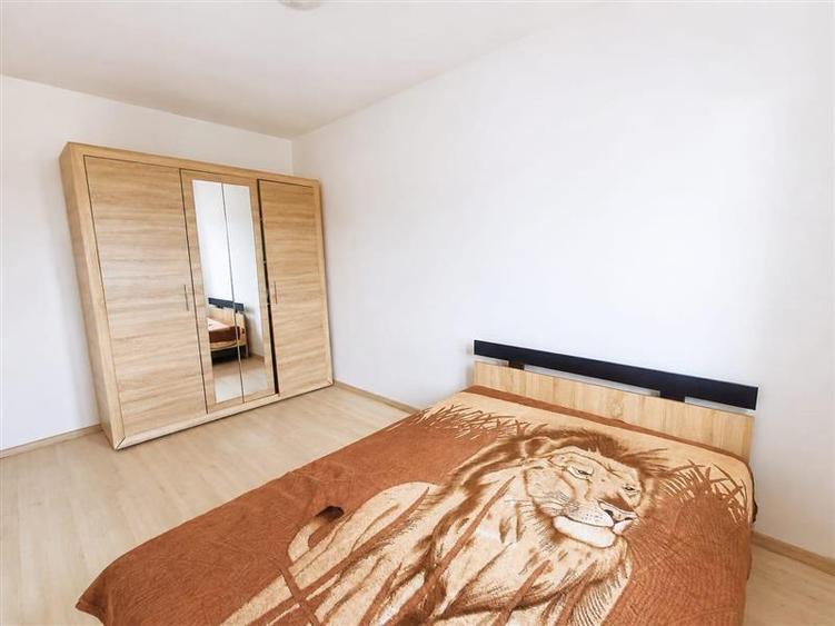 Apartament cu 2 camere nedecomandat, mobilat în Central