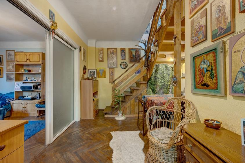 Casă individuală cu 3 camere cu Canalizare în Grivița