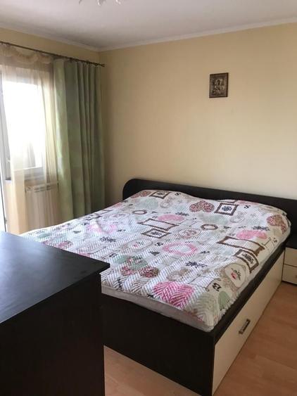 Apartament cu 3 camere decomandat în Obcini