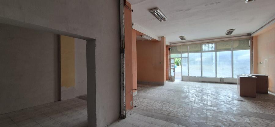 Spațiu comercial, de 240 mp, în Tudor