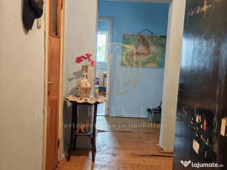 Apartament cu 4 camere decomandat în Pantelimon