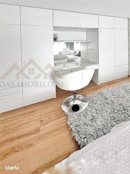 Apartament cu 2 camere decomandat în Săsar