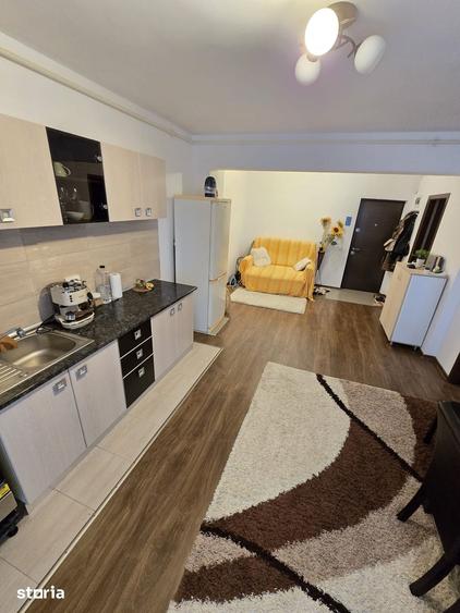 Apartament cu 2 camere decomandat în Dâmbul Rotund