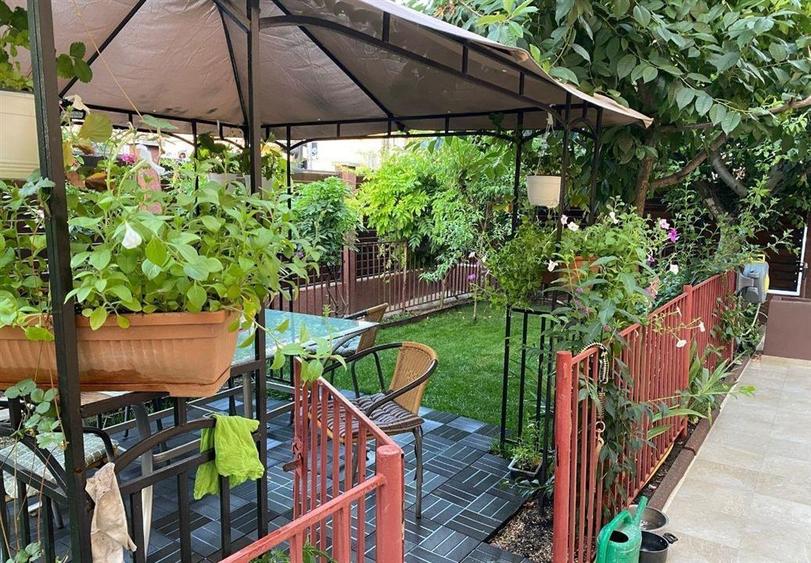 Casă cu 3 camere cu Canalizare în Dâmbovița