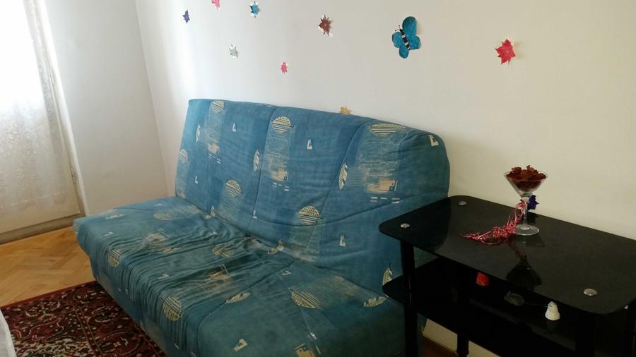 Apartament cu 3 camere decomandat în Republicii