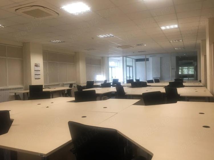 Spațiu comercial, de 200 mp, în Port