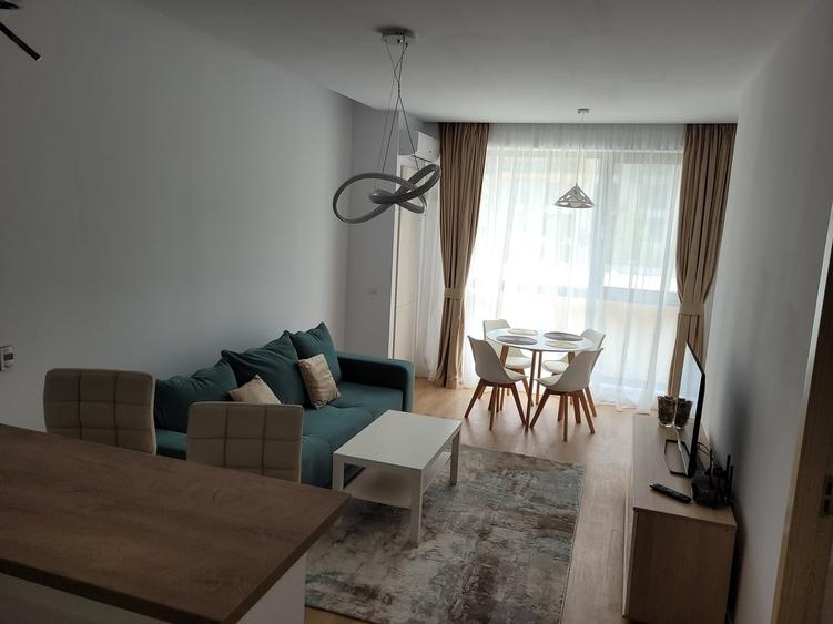 Apartament cu 2 camere semidecomandat în Nord
