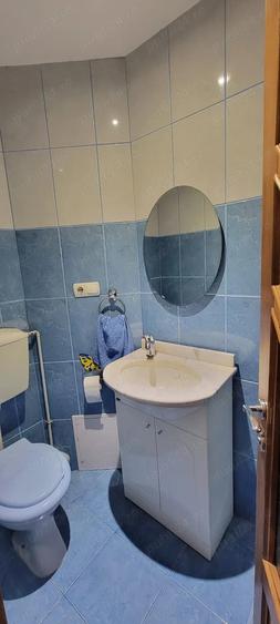 Apartament cu 3 camere decomandat în Nufărul