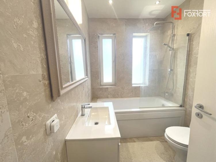 Duplex cu 3 camere cu Canalizare în Moșnița Veche