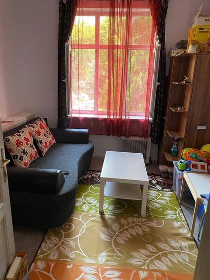 Casă individuală cu 4 camere cu Canalizare în Cotroceni