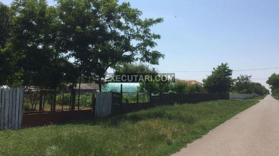 Casă individuală cu 2 camere în Perișoru