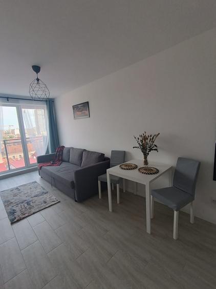 Apartament cu 2 camere semidecomandat în Central