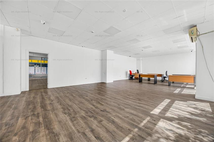 Spațiu comercial, de 537.65002441406 mp, în Vlahuță