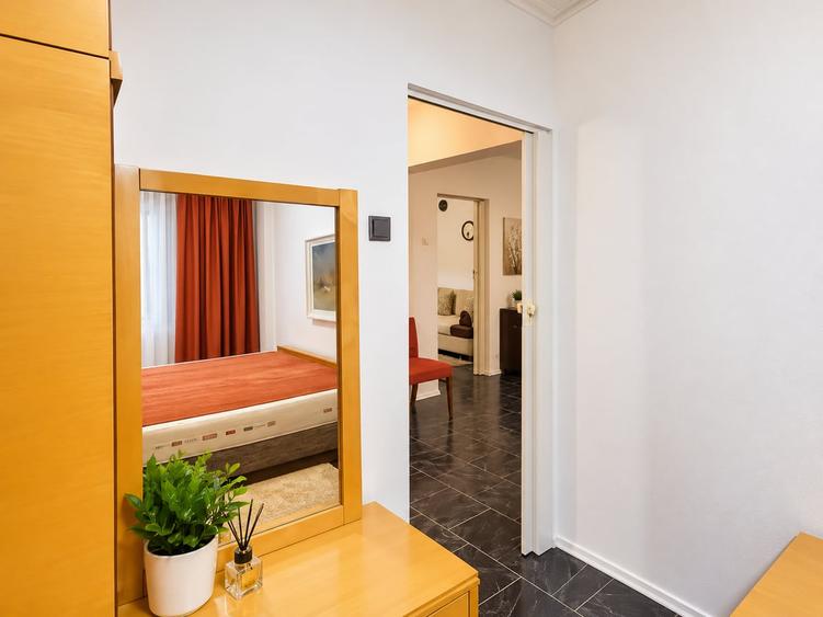 Apartament cu 2 camere semidecomandat în Pantelimon