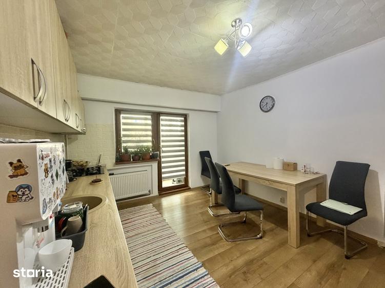 Apartament 2 camere, decomandat, mobilat/utilat, zona Soarelui - 1
