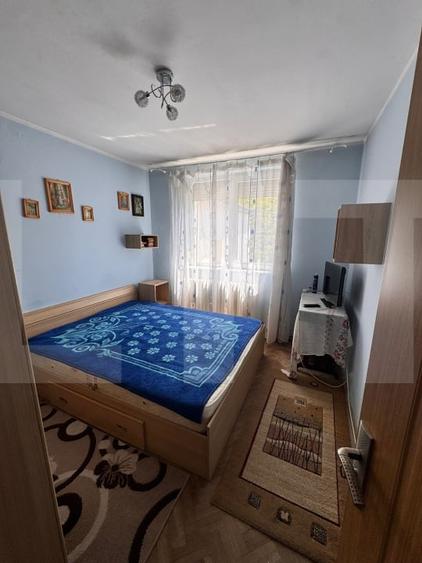 Apartament cu 4 camere semidecomandat, mobilat în Central