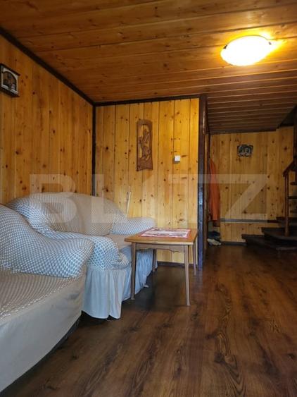 Casă individuală cu 6 camere cu Teren 1100 Mp în Vadu Negrilesei