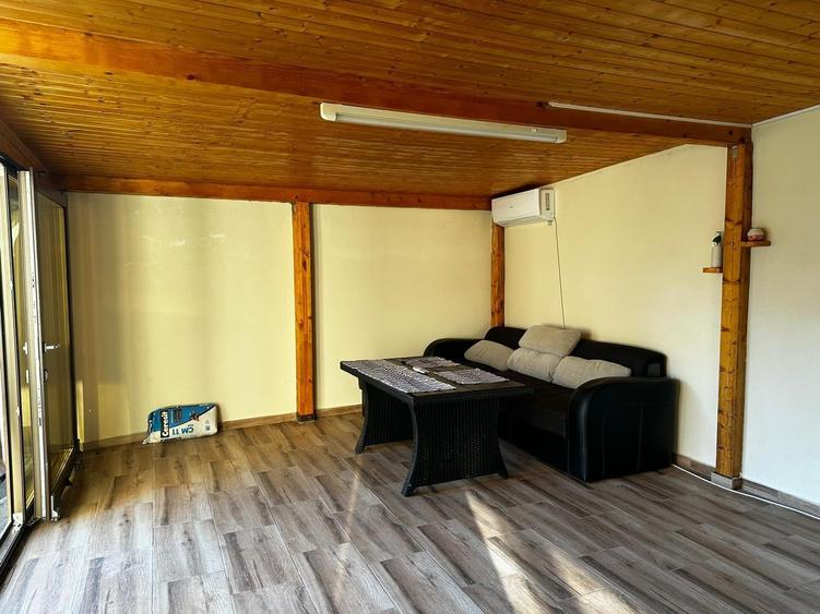 Apartament cu 3 camere semidecomandat în Chitila
