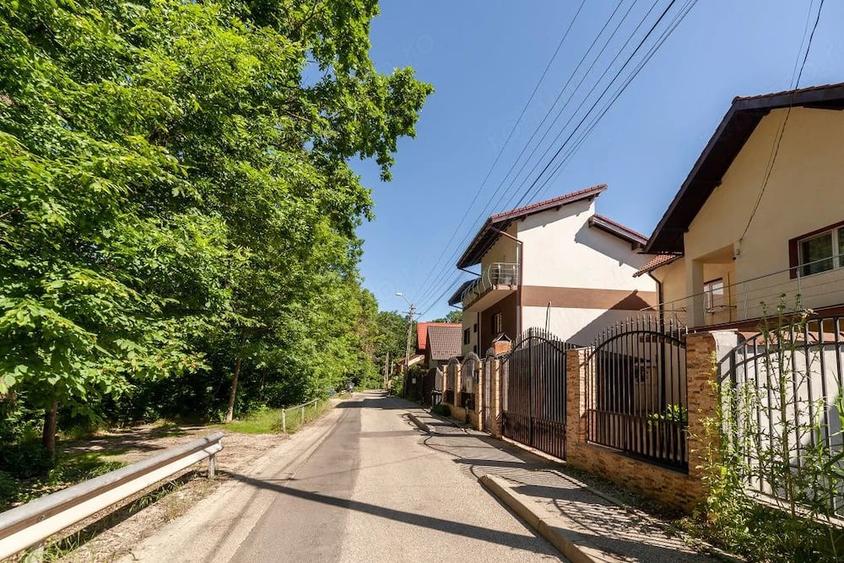 Casă cu Teren 198 Mp în Trivale