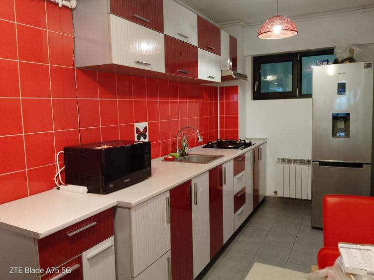 Apartament cu 2 camere, mobilat în Splaiul Unirii