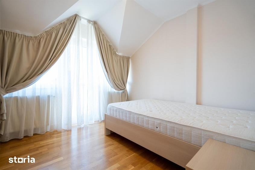 Casă cu 4 camere cu Teren 681 Mp în Central