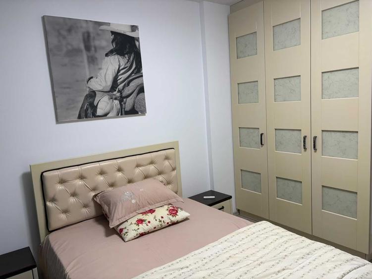 Apartament cu 2 camere decomandat în Păcii