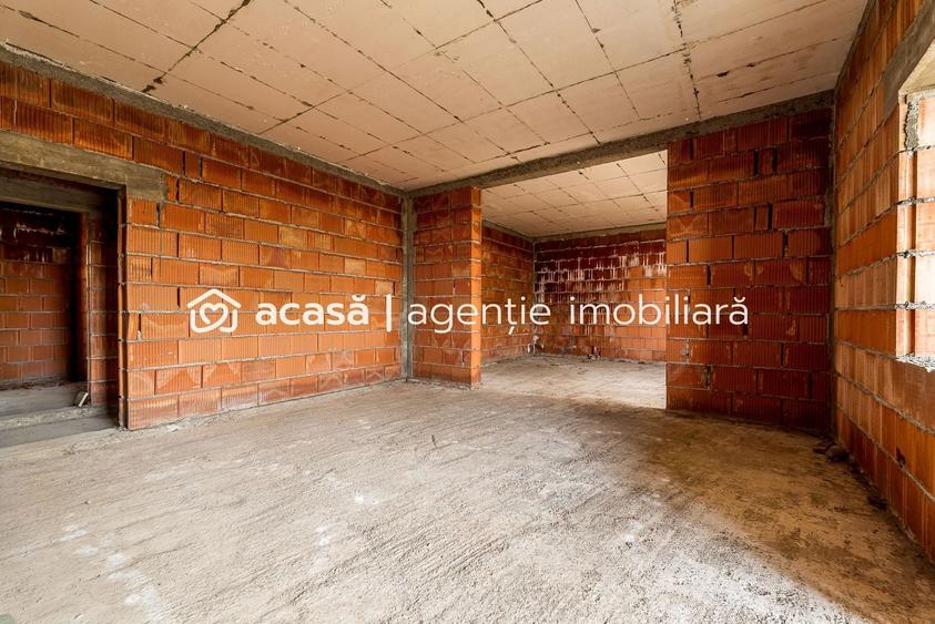 Casă individuală cu 3 camere cu Canalizare în Seleuș
