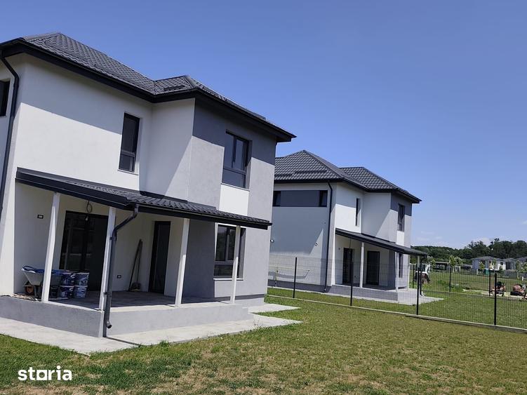 Casă cu 4 camere cu Teren 503 Mp în Tărtășești