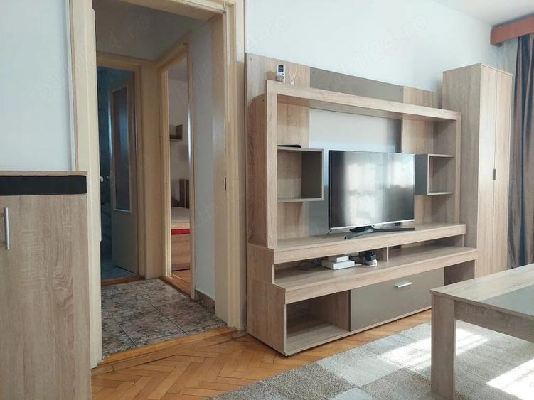 Apartament cu 2 camere semidecomandat în Ultracentral