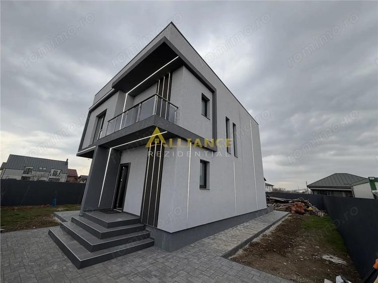 Casă cu 4 camere cu Teren 540 Mp în Berceni