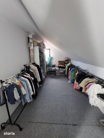 Casă cu 6 camere cu Teren 500 Mp în Milcovul