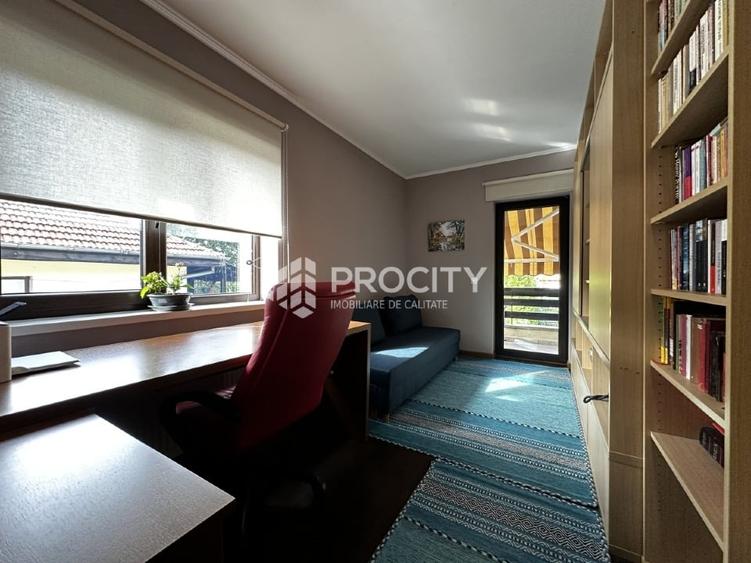 Duplex cu 5 camere cu Canalizare în Valea Lupului