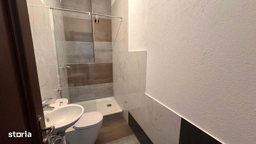 Apartament cu 4 camere în Lazaret