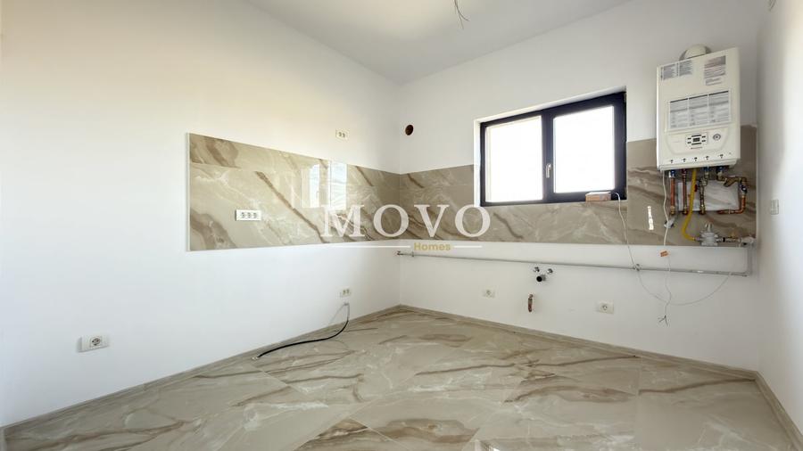 Duplex cu 4 camere cu Canalizare în Moșnița Nouă