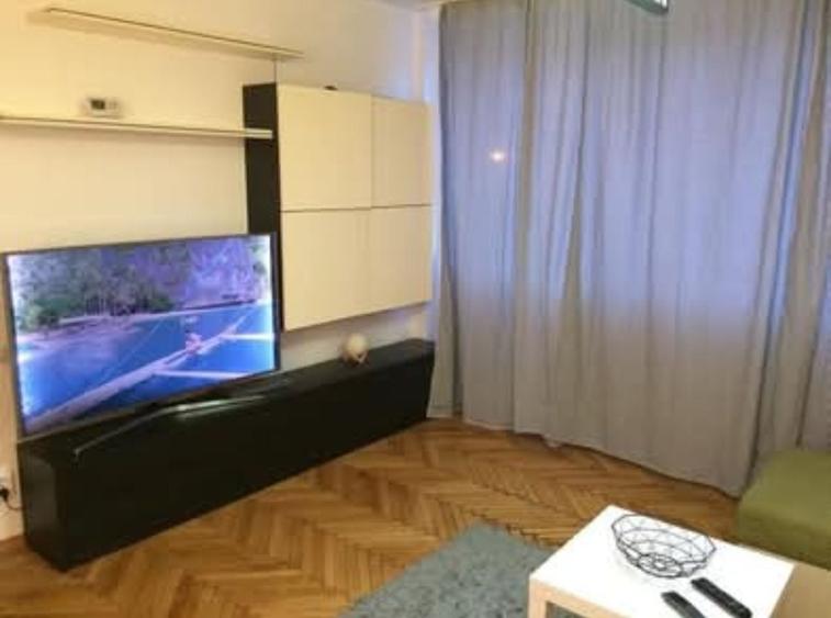 Apartament cu 2 camere decomandat în Alexandriei