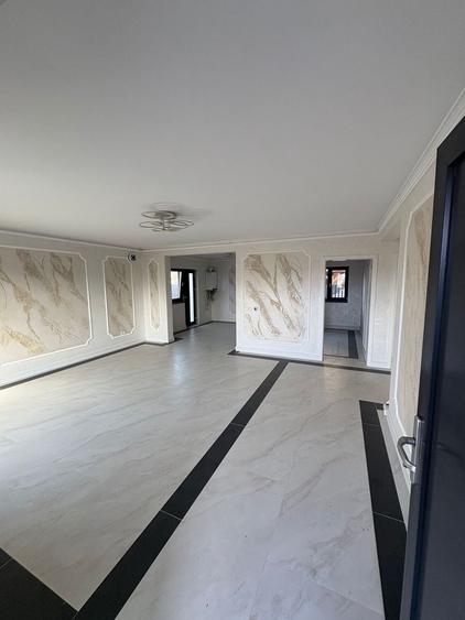 Casă cu 3 camere în Lunca Cetățuii