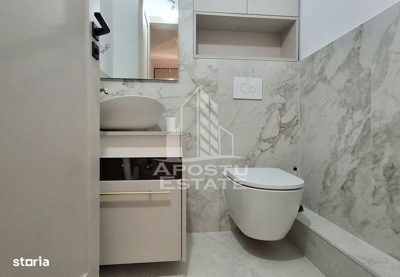 Apartament 4 camere Renovat integral Etaj 5/6 - 1
