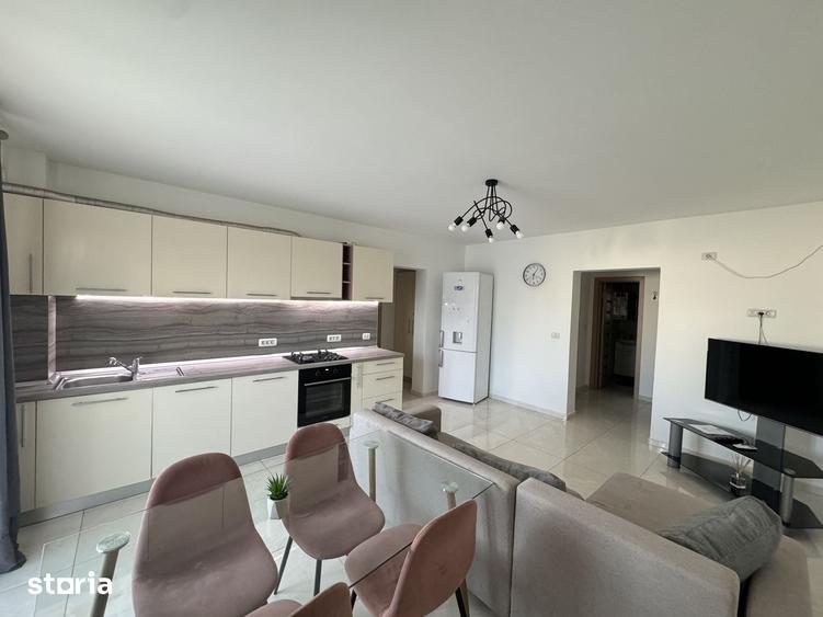Apartament cu 3 camere decomandat în UTA