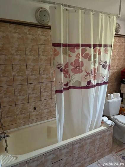 Casă cu 5 camere în Călimănești
