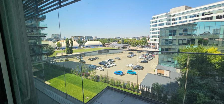 Apartament cu 2 camere semidecomandat în Floreasca
