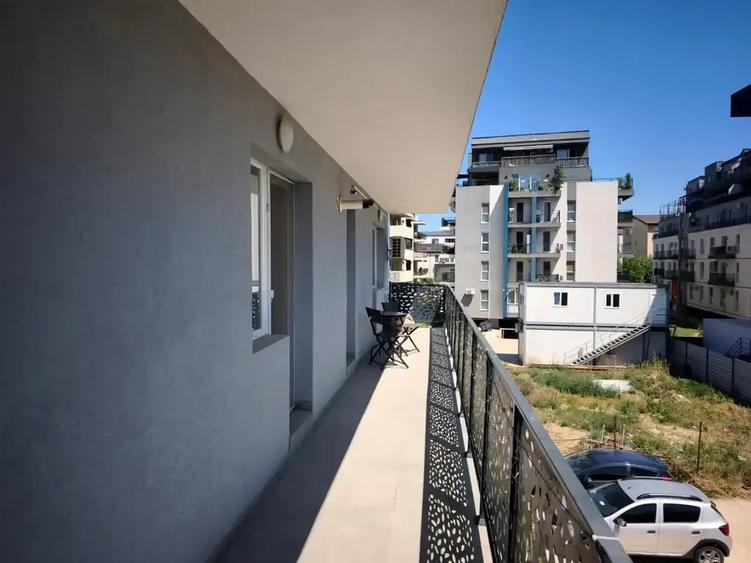 Apartament cu 3 camere decomandat, mobilat în Theodor Pallady