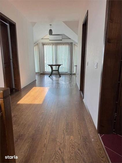 Casă cu 4 camere decomandat cu Teren 450 Mp în Central