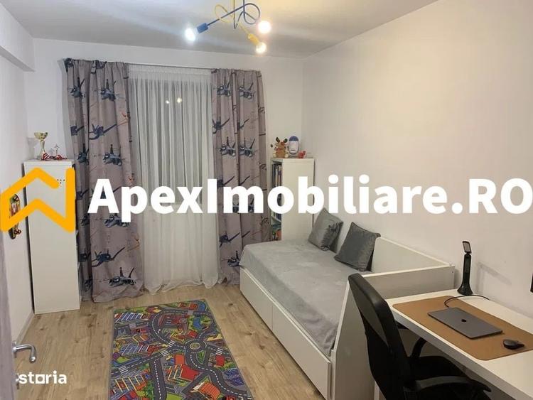 Apartament cu 3 camere semidecomandat în Băneasa — fotografia 2