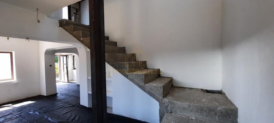 Casă individuală cu 6 camere cu Canalizare în Cumpăna