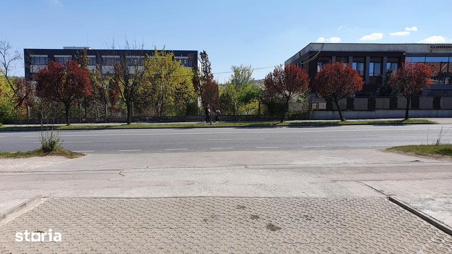 Spațiu comercial, de 200 mp, în Mărăști