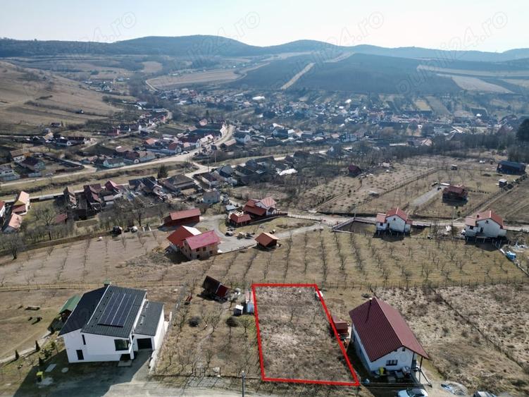 Teren de 662 mp, în Hamba