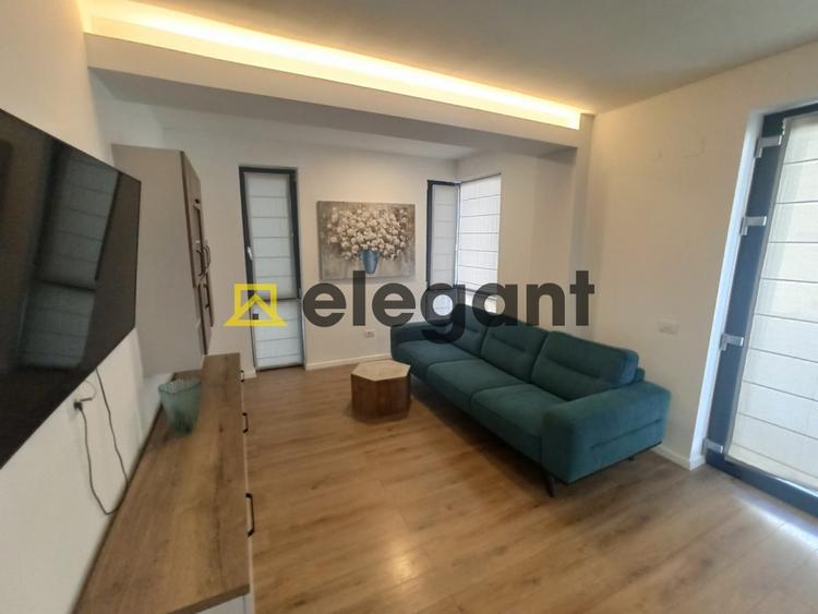 Apartament cu 2 camere decomandat, mobilat în Central