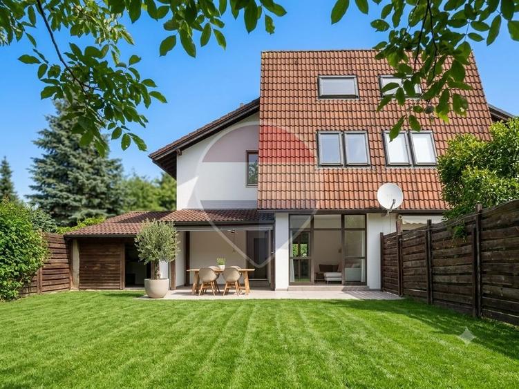 Duplex cu 5 camere cu Teren 279 Mp în Nord
