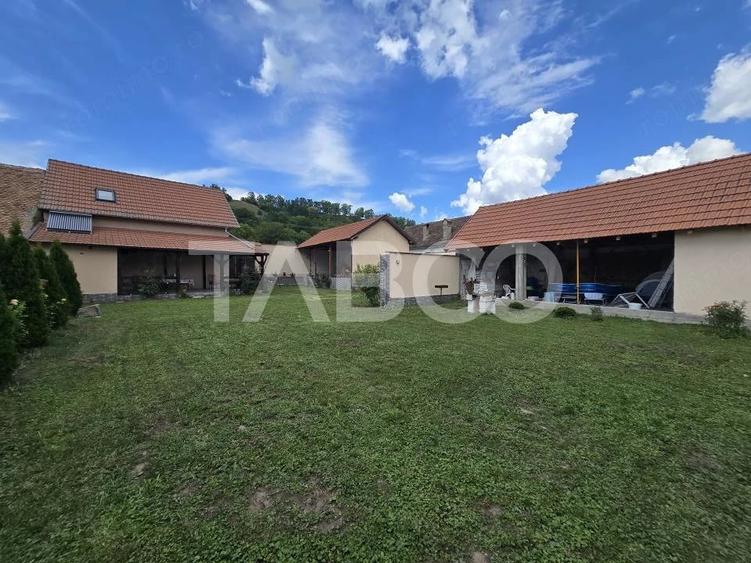 Casă cu 3 camere cu Teren 1255 Mp în Colun